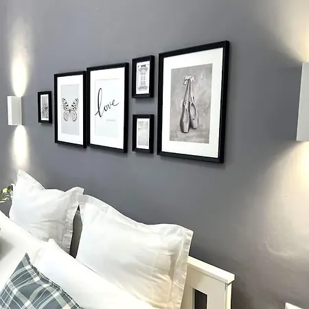 La Casa Del Papa Bari