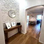 La Casa Del Papa Bari